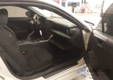 2024 Toyota Gr86 из США, поврежденный, VIN JF1ZNBB10R9754752